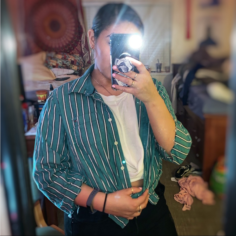 Button up Tommy Hilfiger shirt